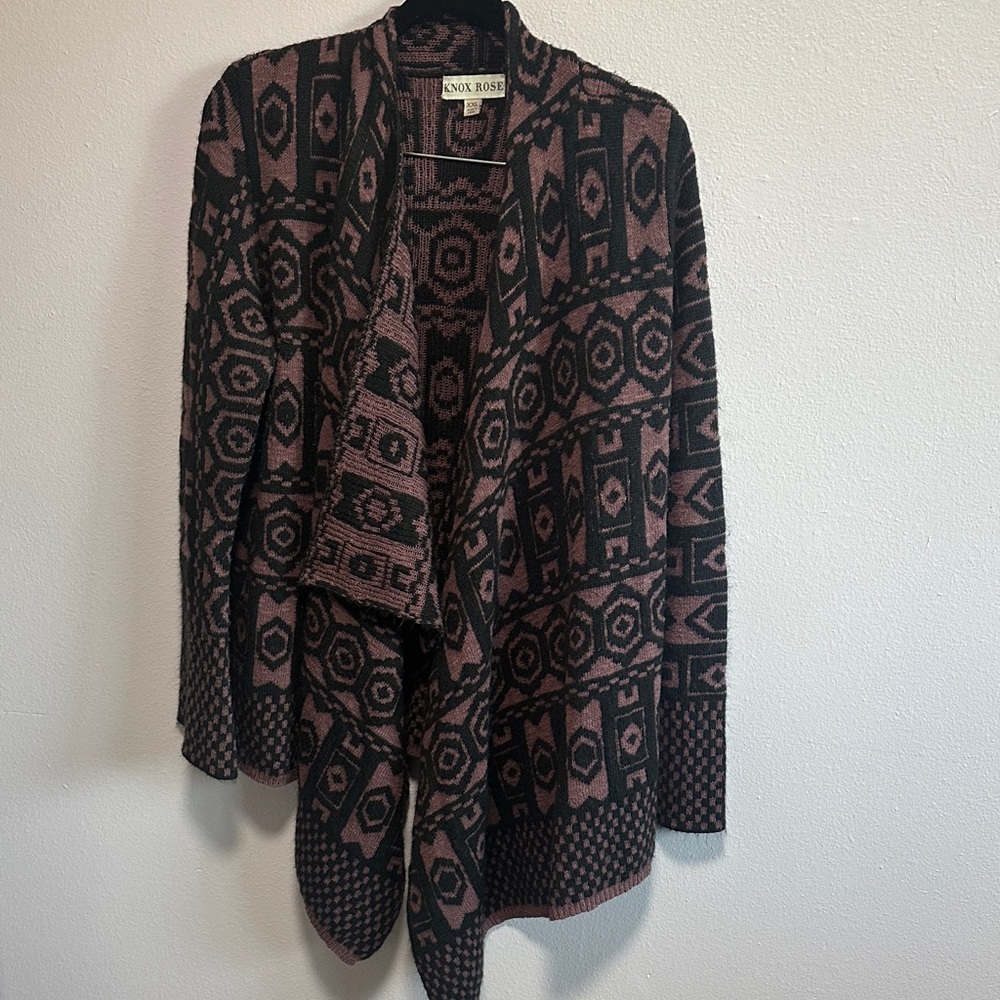 Knox Rose Black and Mauve Geometric Open-Front Cardigan